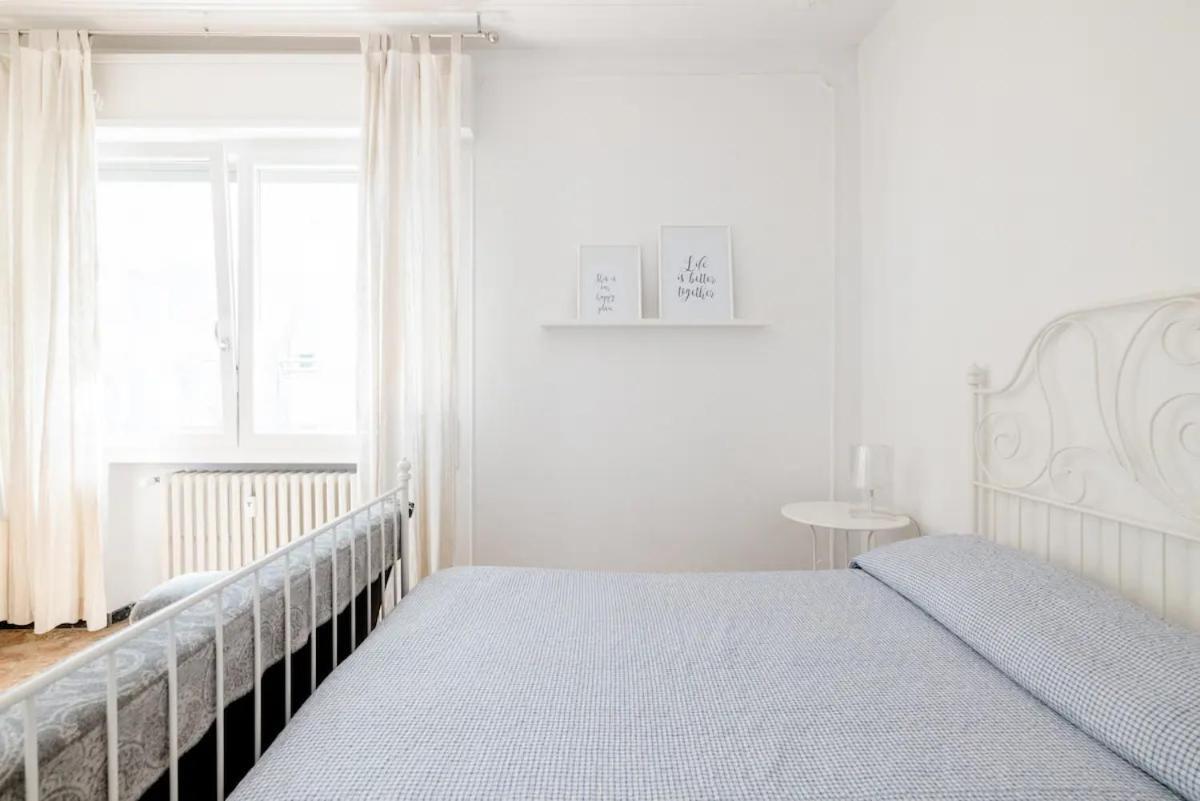 Apartmán Spaziosa Matrimoniale Nel Centro Di Modena Exteriér fotografie